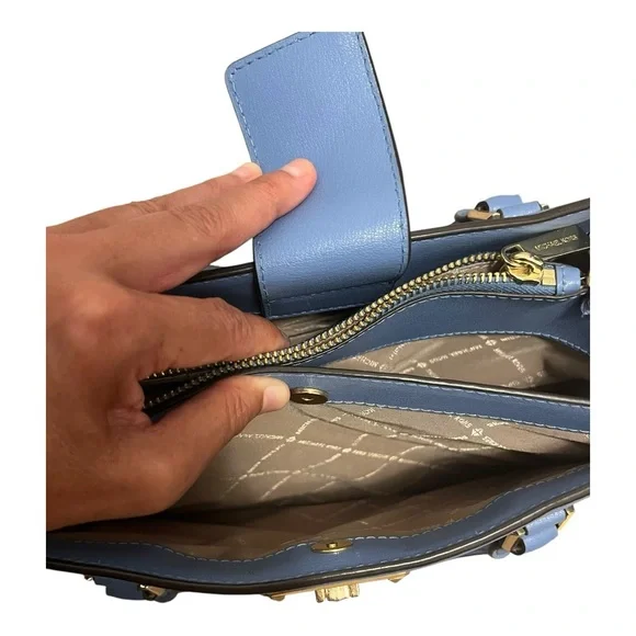 Michael Kors Light Blue Purse with Removable Strap - Picture 14 of 16